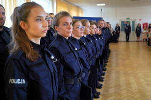 Ślubowanie nowych policjantów