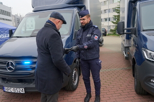 Uroczyste przekazanie pojazdów służbowych