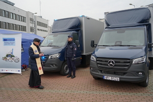 Symboliczne poświęcenie przez kapelana, nowo zakupionego sprzętu