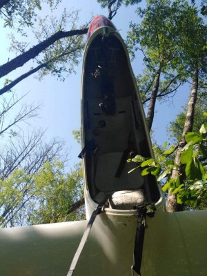 Kabina szybowca, z której katapultował się pilot, po zderzeniu w powietrzu