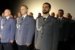 Policjanci korpusu aspiranckiego awansowani na wyższe stopnie policyjne