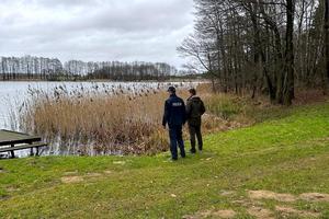 Funkcjonariusze podczas wspólnych działań związanych z kłusownictwem