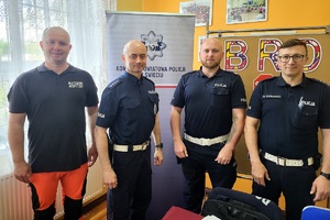 Policjanci ruchu drogowego prowadzą Ogólnopolski Turniej Bezpieczeństwa Ruchu Drogowego
