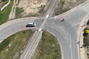Policjanci z powiatu świeckiego podczas działań przy przejazdach kolejowych