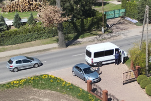 Policjanci z powiatu świeckiego podczas działań przy przejazdach kolejowych
