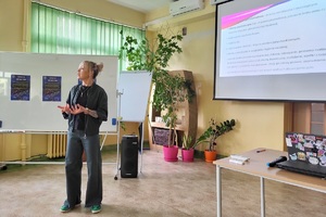Psycholog zachęca do dyskusji