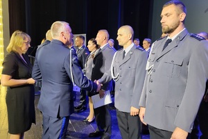 Uroczysta zbiórka z okazji Święta Policji w powiecie świeckim