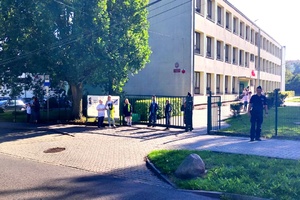 Policyjne patrole w rejonie szkół i przedszkoli