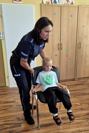 Policjantki podczas zajęć z przedszkolakami