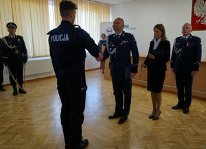 Policjanci przyjęci do służby podczas uroczystego ślubowania