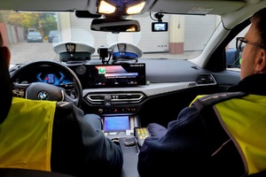 Policjant i funkcjonariusz ITD wyjeżdżają na wspólną służbę