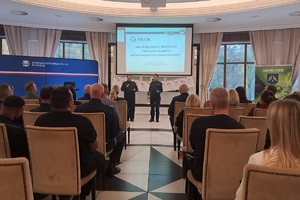 Zajęcia i wykłady podczas konferencji szkoleniowej dla policjantów i innych instytucji pomocowych