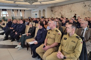 Wykłady i warsztaty podczas konferencji szkoleniowej dla policjantów i innych instytucji pomocowych