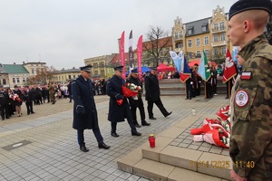 Uroczyste obchody Święta Niepodległości z udziałem policyjnej delegacji
