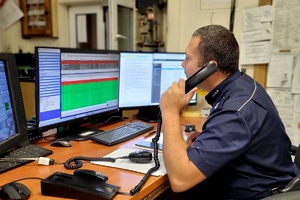 policjanci i pracownicy cywilni podczas ćwiczeń sztabowych w komendzie w Świeciu