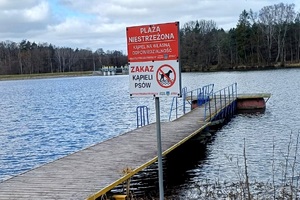 Funkcjonariusze prowadzą kontrolę terenów Parku oraz obszarów przywodnych